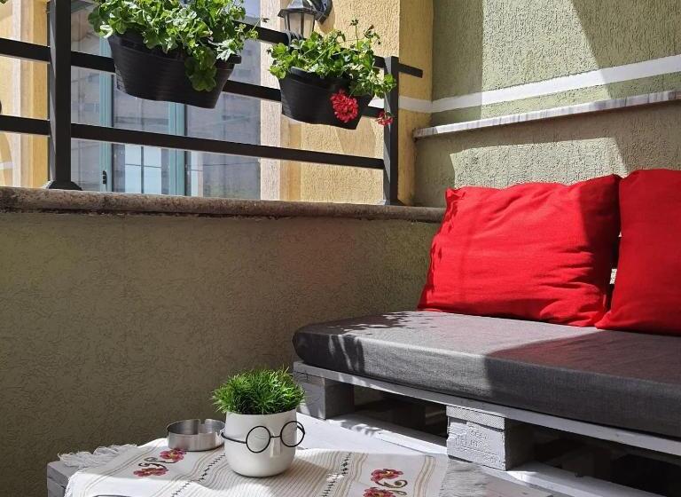 פנסיון Vila Ajet