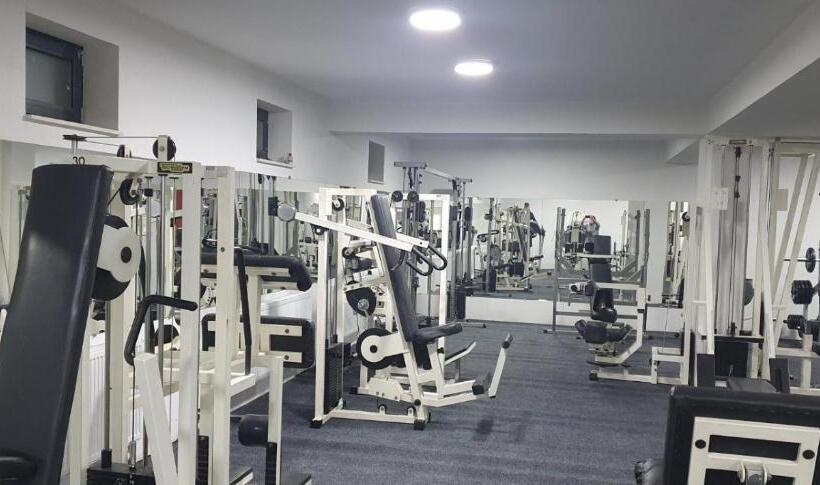 Poslovno Edukativni Centar