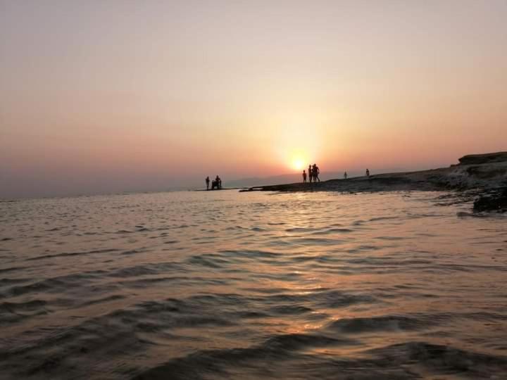 Курорт لاسرينا عيون موسي راس سدر أرضي بجاردن فيو بحر وعلي البيسين للعائلات فقط