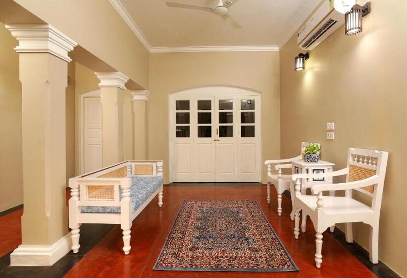 منتجع Franco Tamil Villas