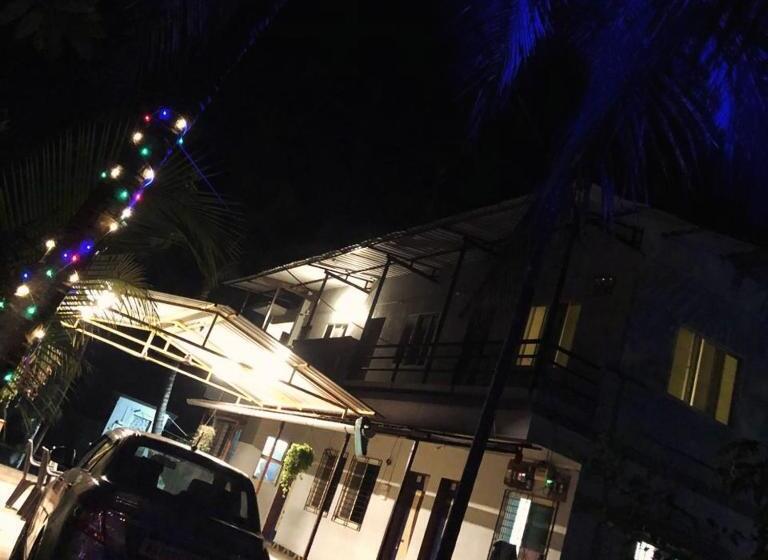 منتجع Sai Smruti Holidays Home