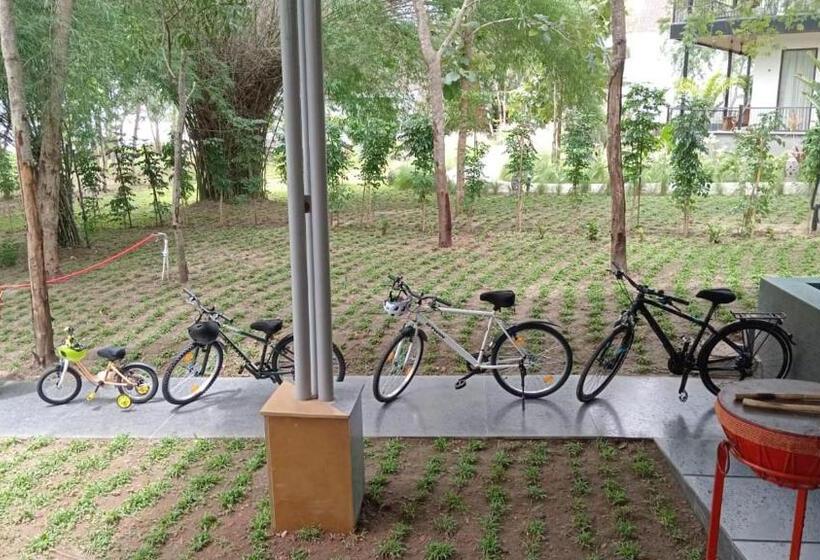 אתר נופש Sandesh Water Edge Kabini