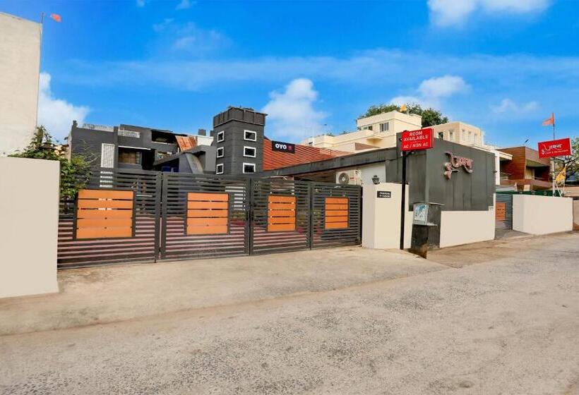 Spot On Hotel Jashn Inn