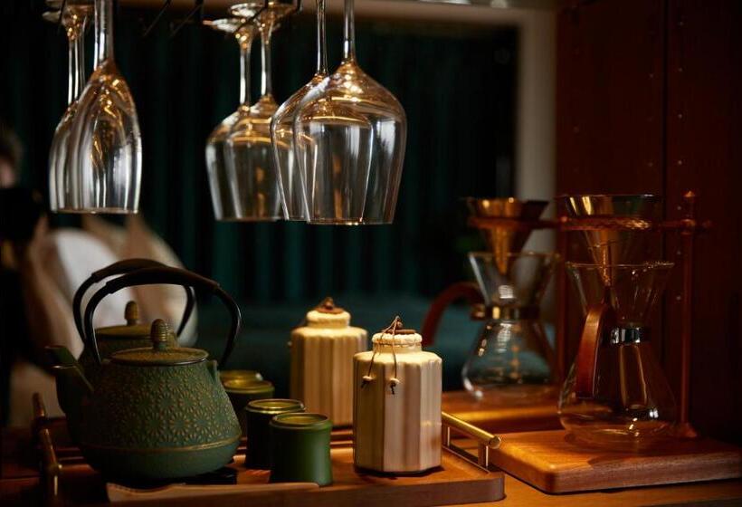 鎌倉小町 大仏さまノ休日ホテル The Big Buddha Holiday Hotel Kamakura