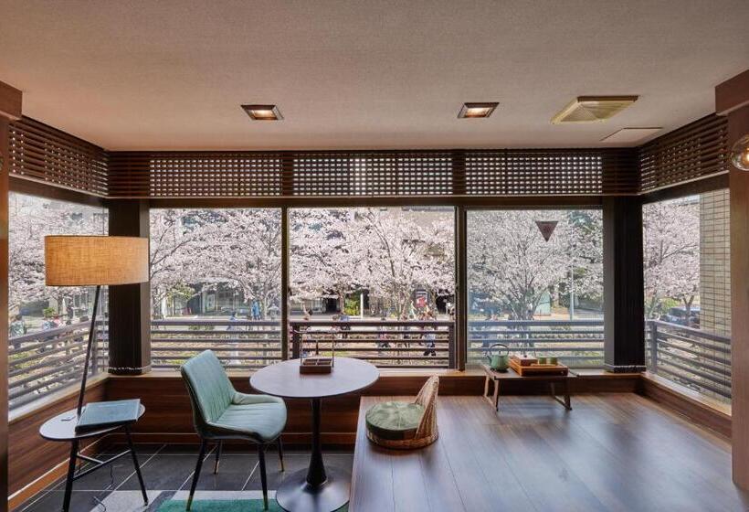 鎌倉小町 大仏さまノ休日ホテル The Big Buddha Holiday Hotel Kamakura