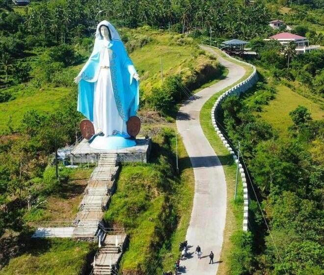 هاستل La Patria Baybay Tourist Inn Powered By Cocotel