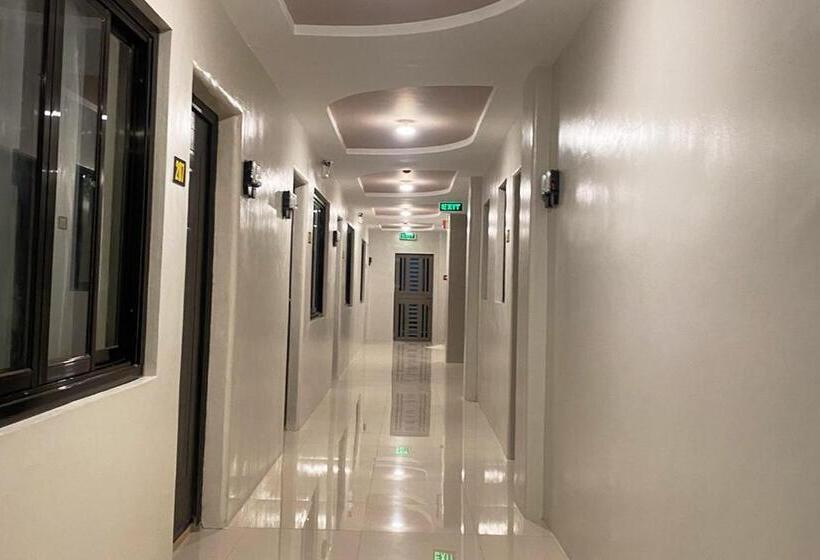 هاستل La Patria Baybay Tourist Inn Powered By Cocotel