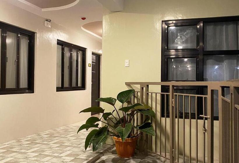 هاستل La Patria Baybay Tourist Inn Powered By Cocotel