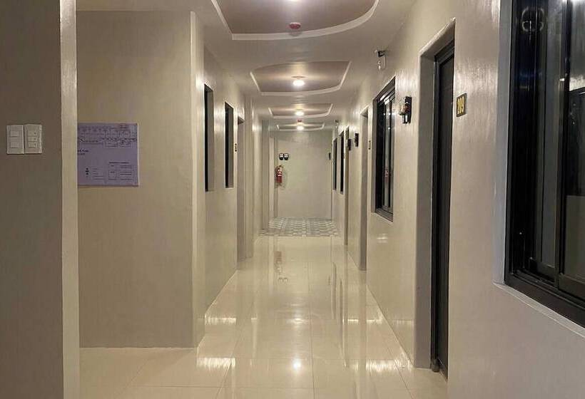 هاستل La Patria Baybay Tourist Inn Powered By Cocotel