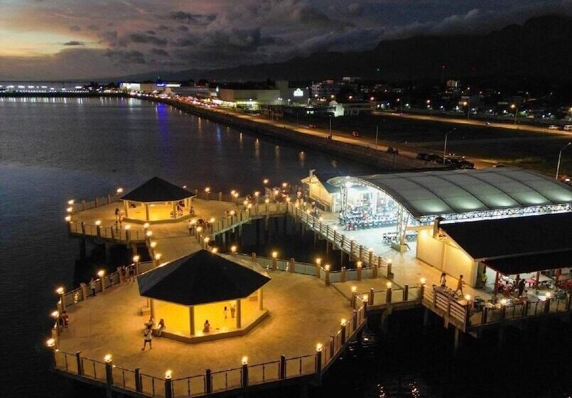 هاستل La Patria Baybay Tourist Inn Powered By Cocotel