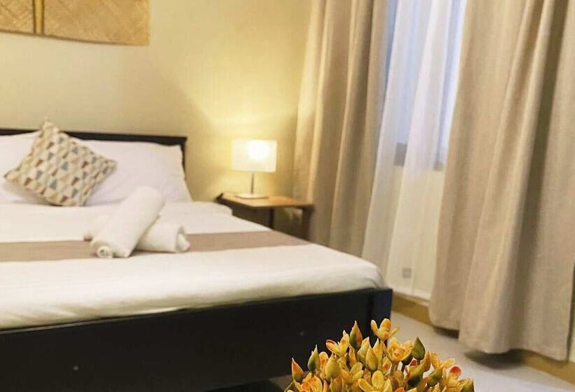 هاستل La Patria Baybay Tourist Inn Powered By Cocotel