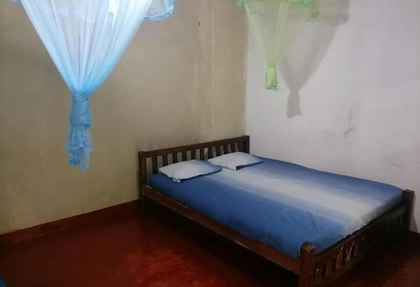 ユースホステル Pure Land Villa