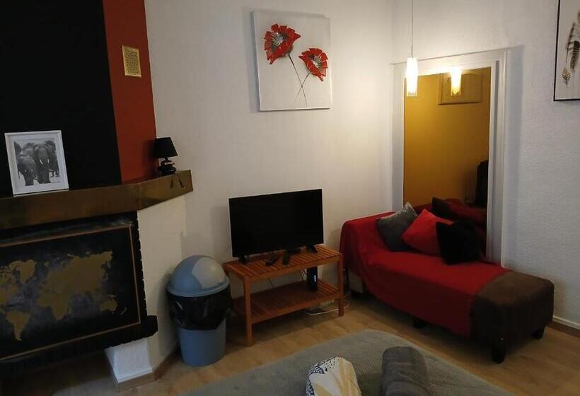 مبيت وإفطار Boigne Insolite