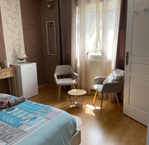 مبيت وإفطار Chambres De L Enclose