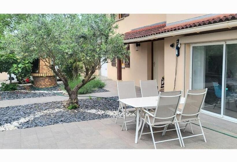 Bed and Breakfast Escapade Relaxante Jonage