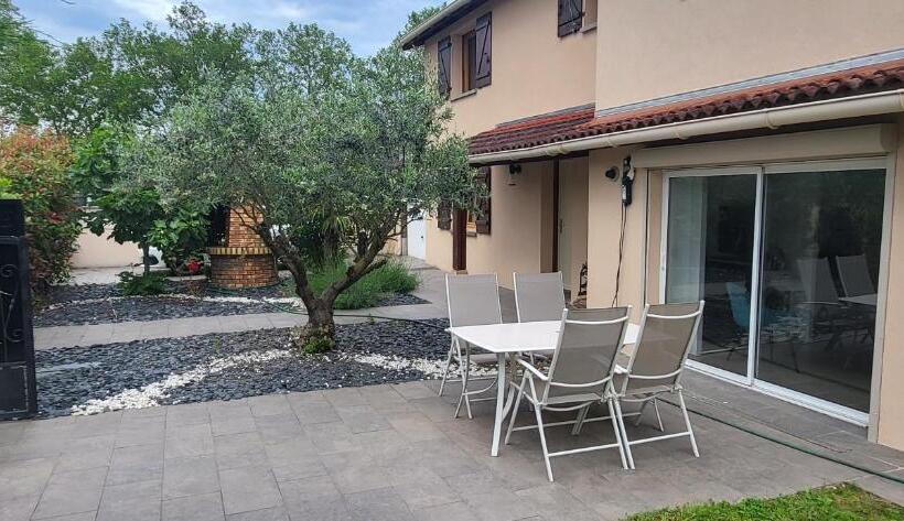 Bed and Breakfast Escapade Relaxante Jonage