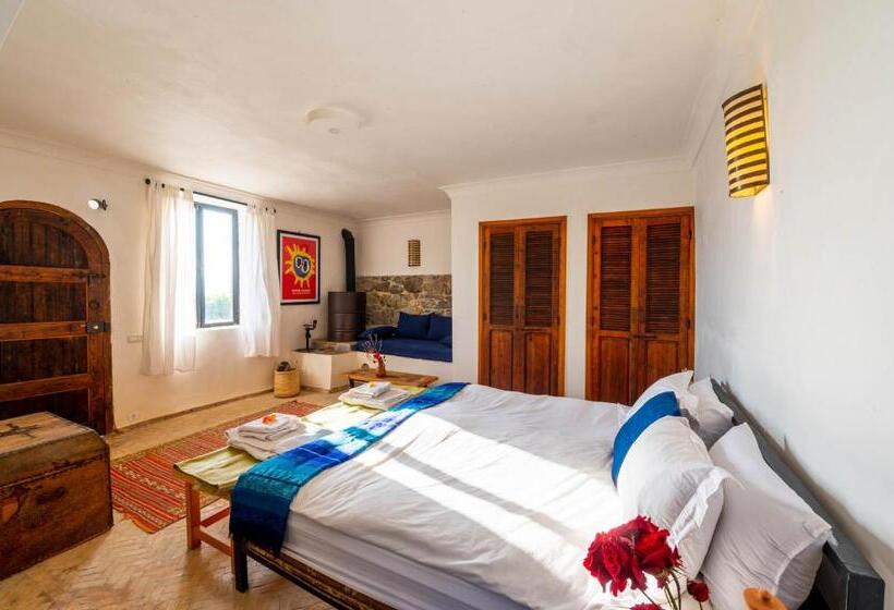 تختخواب و صبحانه Farm Finn