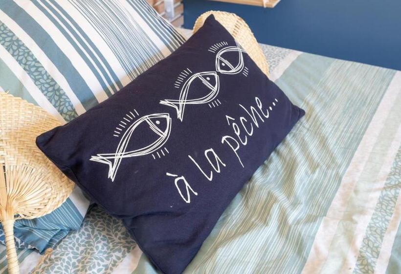 تختخواب و صبحانه L Escale Fleurie à Saint Brieuc