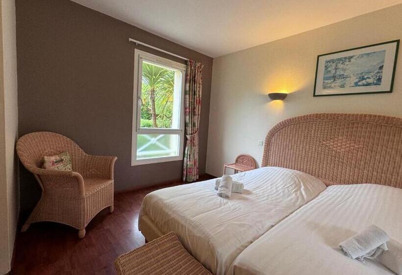 Bed and Breakfast L Overlord