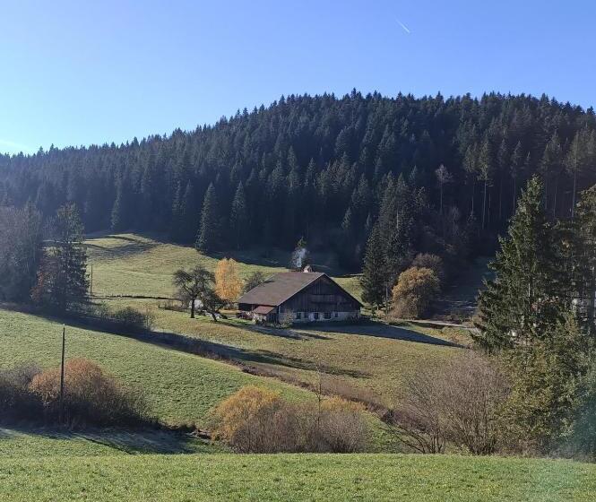 ベッドアンドブレックファースト La Grand Raie Table D Hôtes