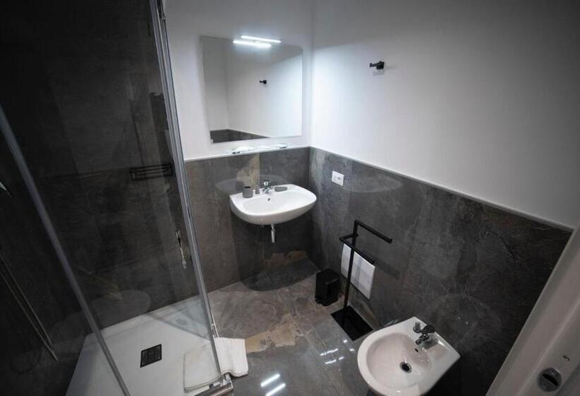 민박 Soraya Rooms Tropea