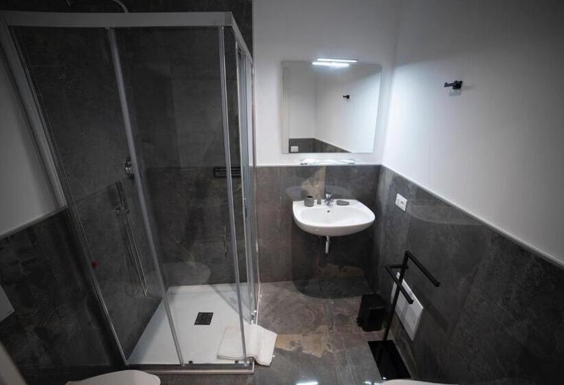 민박 Soraya Rooms Tropea