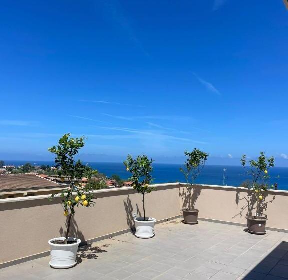 민박 Soraya Rooms Tropea