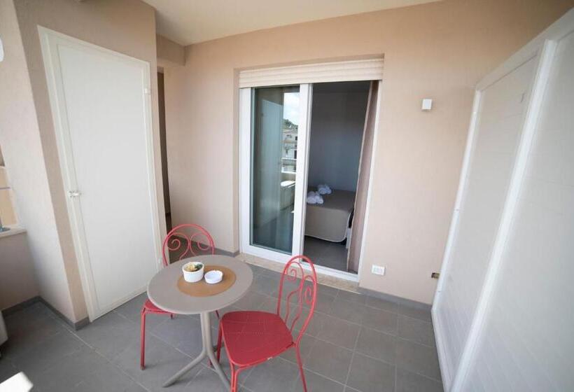 민박 Soraya Rooms Tropea