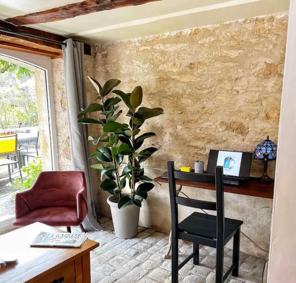 Bed and Breakfast Sous La Glycine