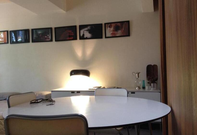 تختخواب و صبحانه Suite Indépendante Studio Top Centre Marais