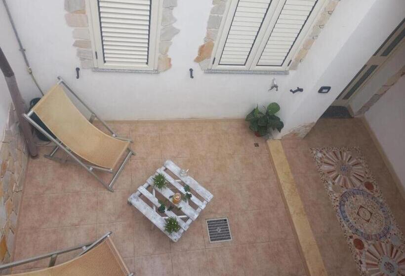 住宿加早餐  The Magic Stone