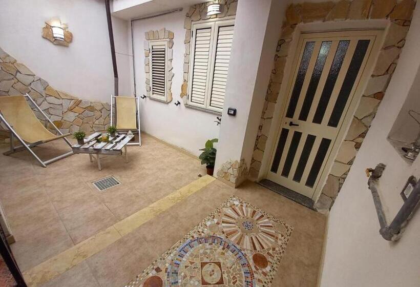 住宿加早餐  The Magic Stone