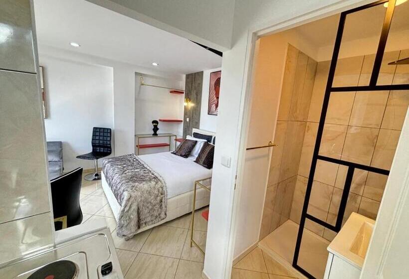 住宿加早餐  Villa Belle Epoque Saint Raphaël