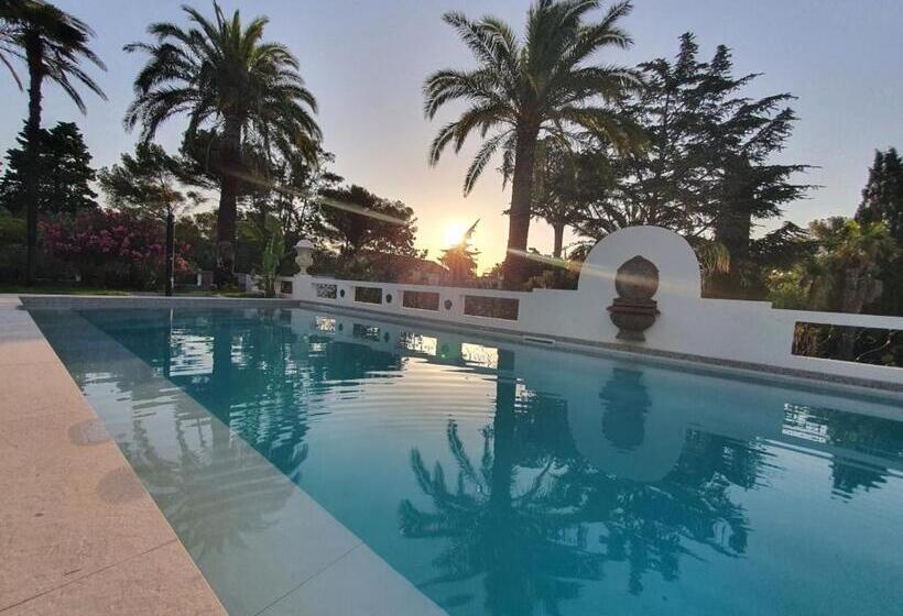 住宿加早餐  Villa Belle Epoque Saint Raphaël