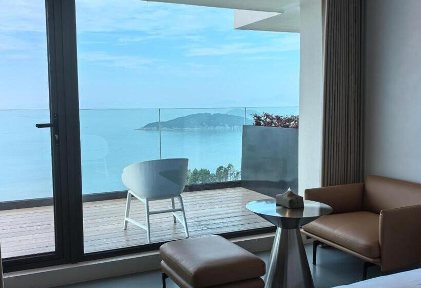 Hotell 画本里民宿