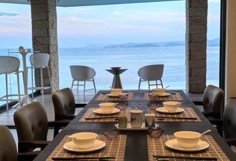 Hotell 画本里民宿