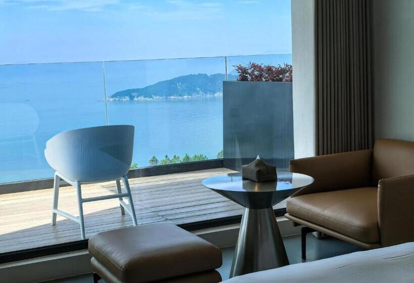 Hotell 画本里民宿