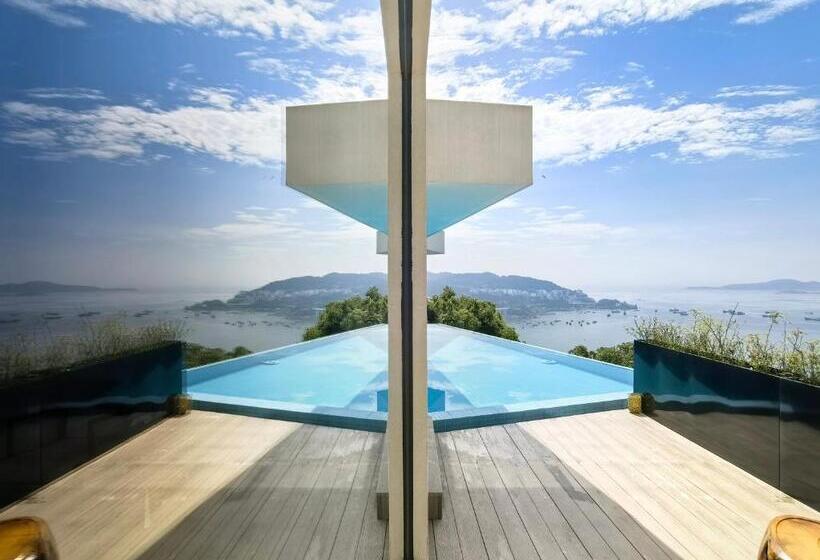 Hotell 画本里民宿