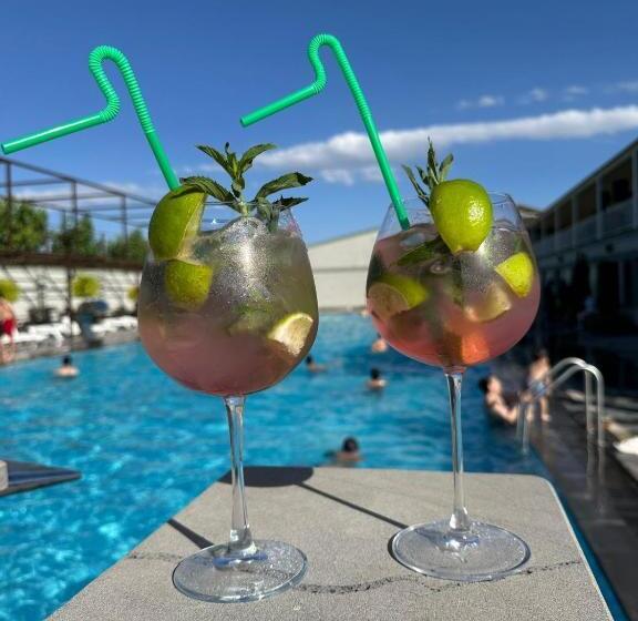 Отель Atlantis Rest Comples