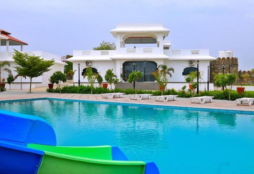 هتل Ba Na Hills Resort