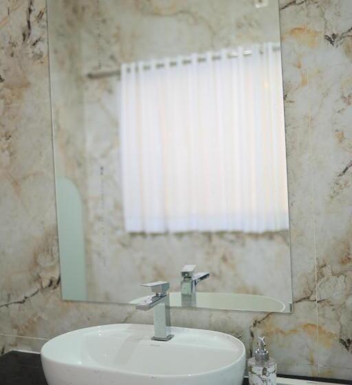 هتل Ba Na Hills Resort