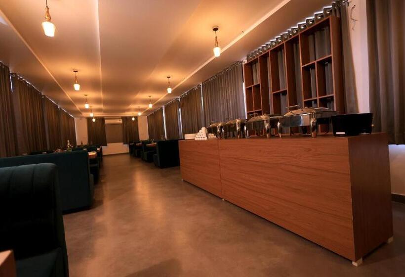 هتل Ba Na Hills Resort