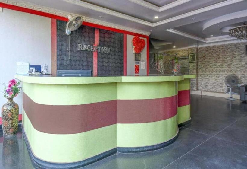 فندق Goroomgo Blue Royal Bhubaneswar