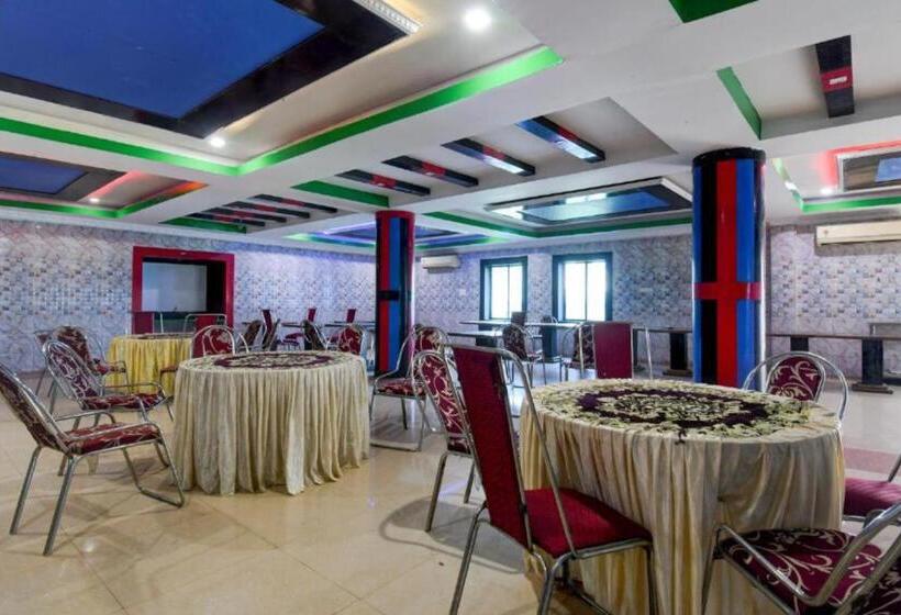 فندق Goroomgo Blue Royal Bhubaneswar