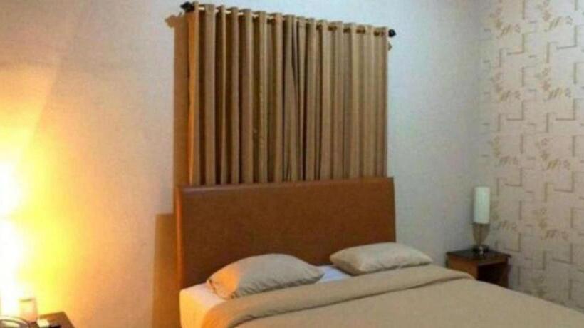 Отель Graha Sriwijaya