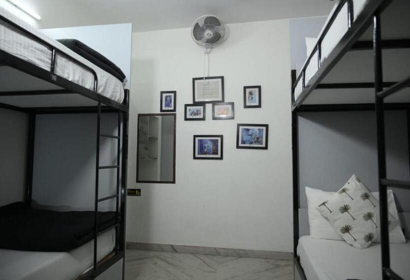 فندق Hostel Vostel