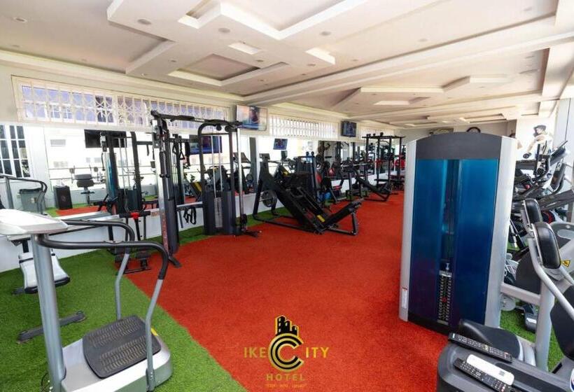 هتل Ike City