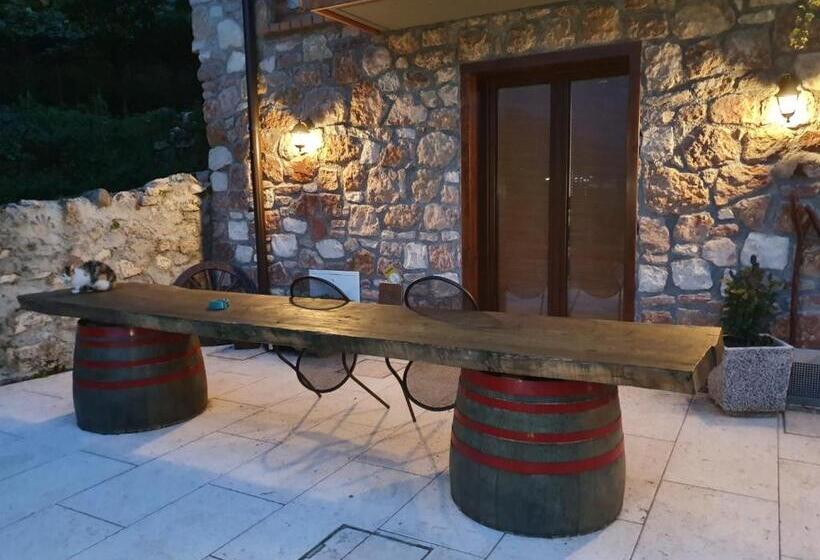 בית מלון כפרי La Caigola