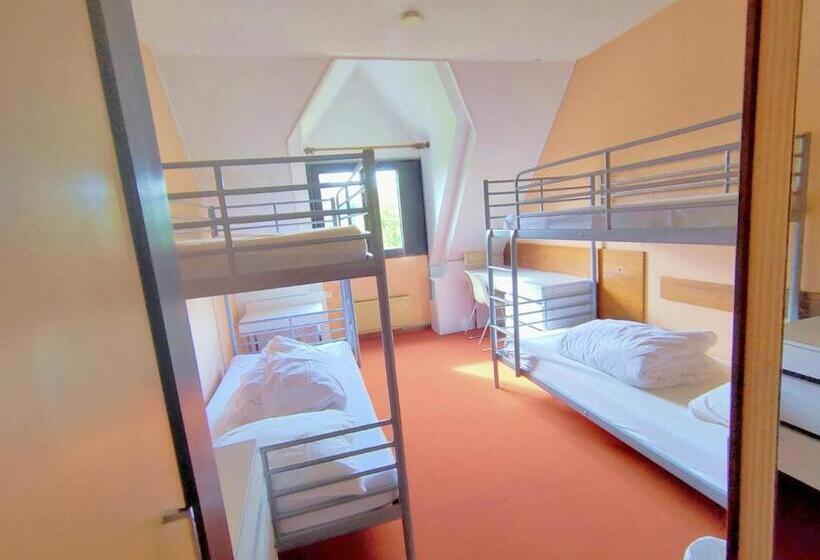 Отель La Moraine