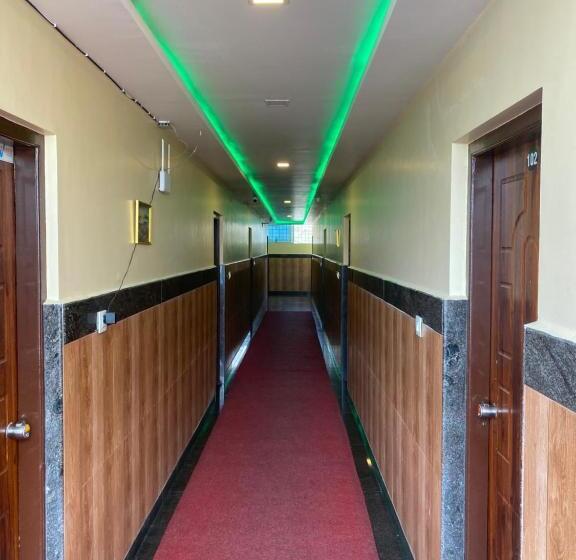 فندق Lee Comfort